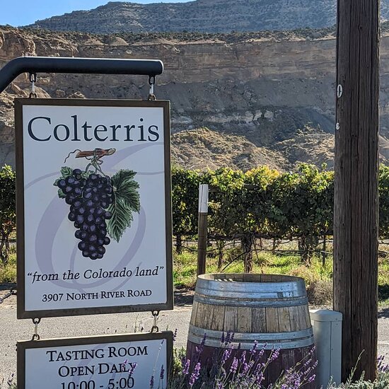 Colterris Winery Palisade - Mile High Wine Tours